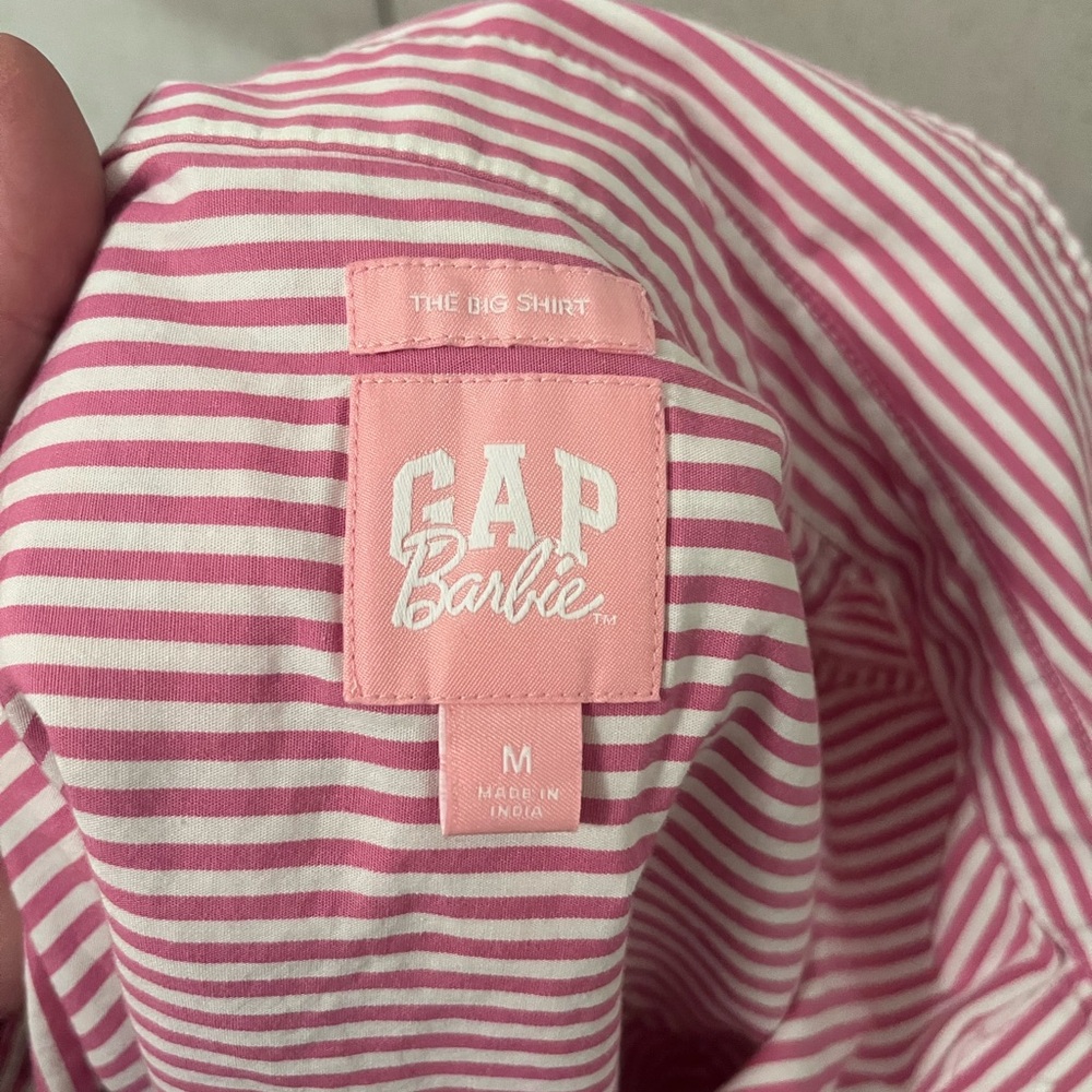 Gap × Barbie™ Adult Organic Cotton Stripe Big Shirt - Picture 5 of 8